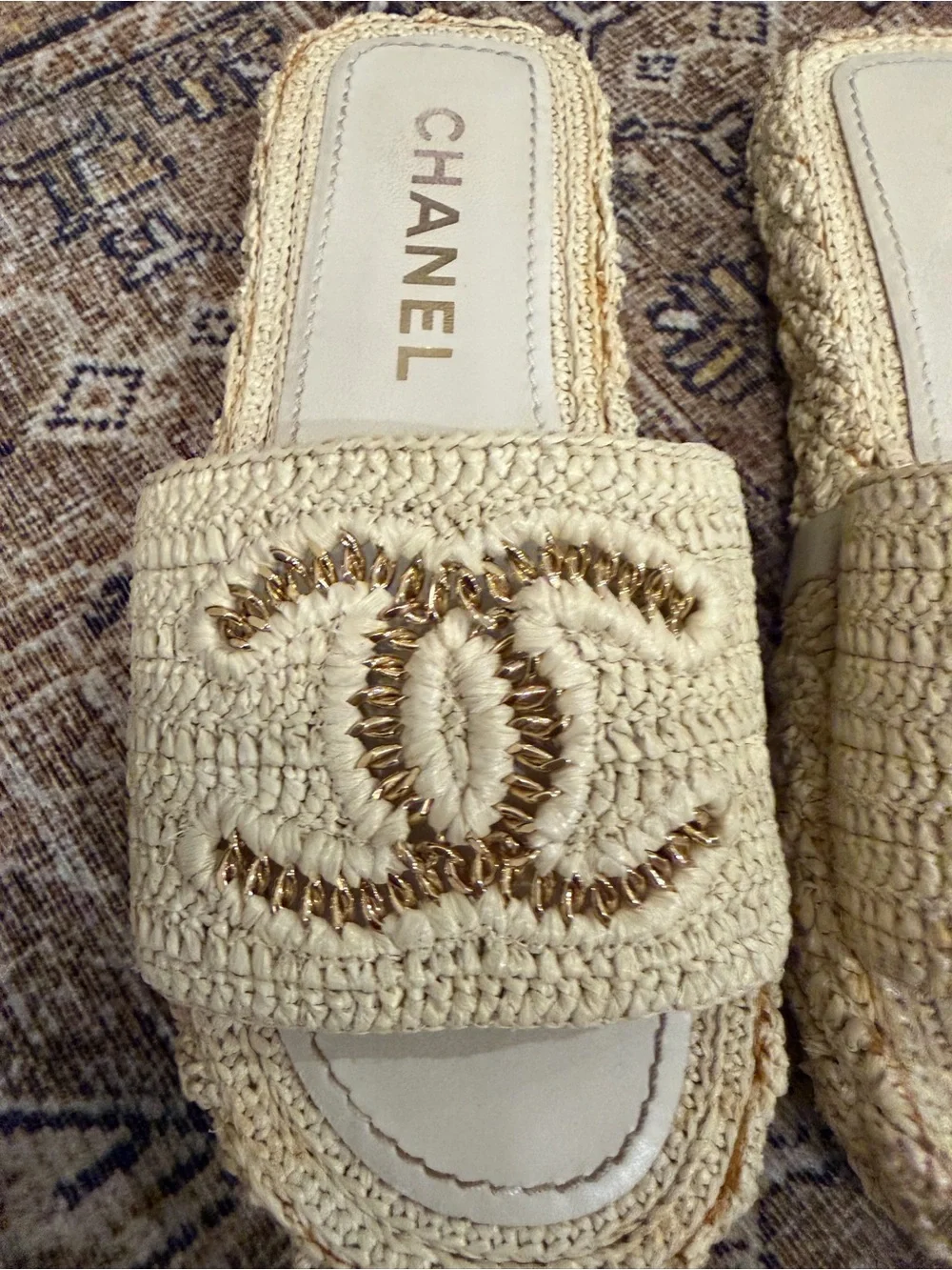 Chanel 21C Light Beige Raffia Mule Slides